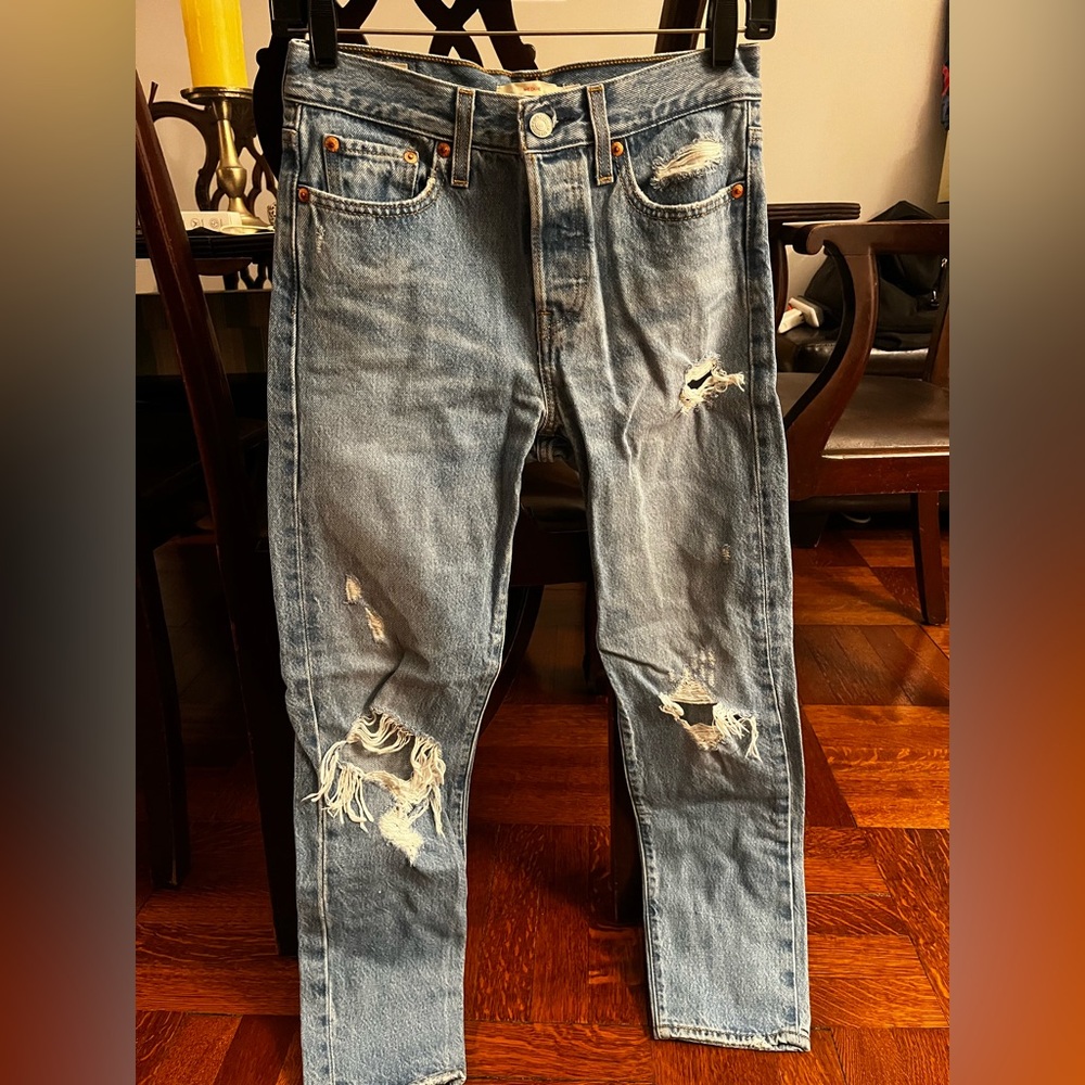 Levi’s distressed jeans